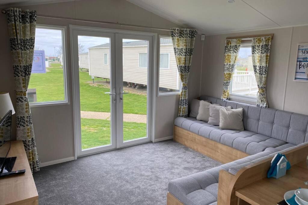 Three Bedroom Caravan Camber Экстерьер фото